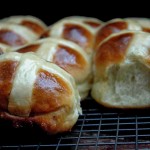 Hot cross buns per il brunch di Pasquetta ( 7° Re-cake )