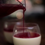 Panna cotta con sciroppo di melograno di Ramsay per Natale